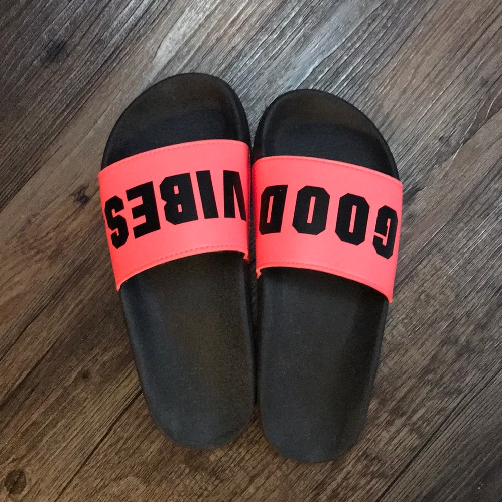 Victoria’s secret pink slider sandals